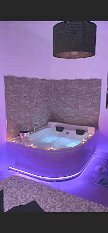Double Room with Spa Bath