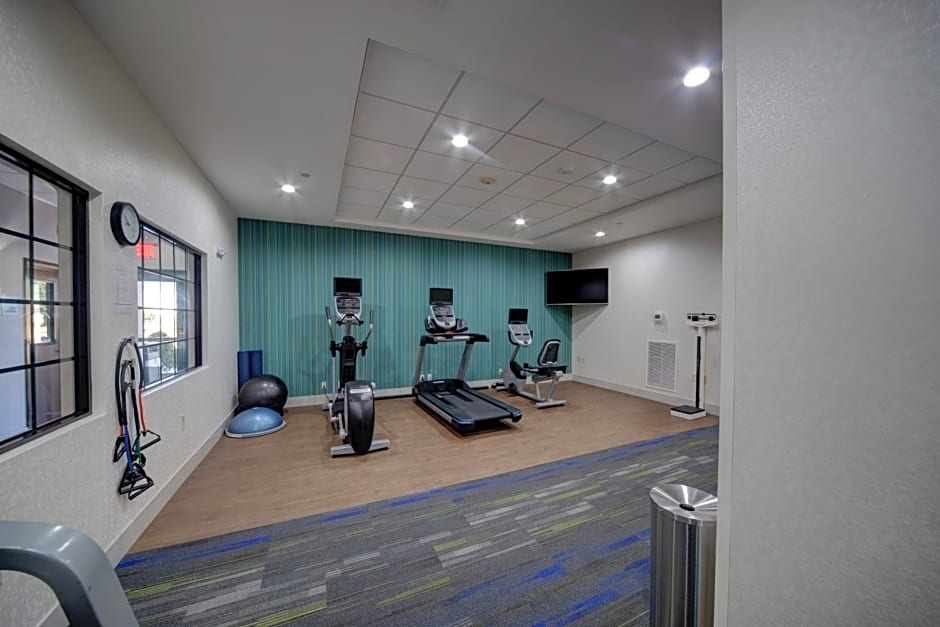 Holiday Inn Express Hotel & Suites Oklahoma City-West Yukon By IHG