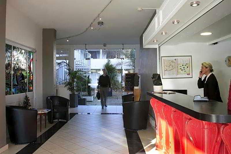 Hotel De France