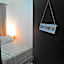 Casa do Mochileiro Airport Hostel & Pousada