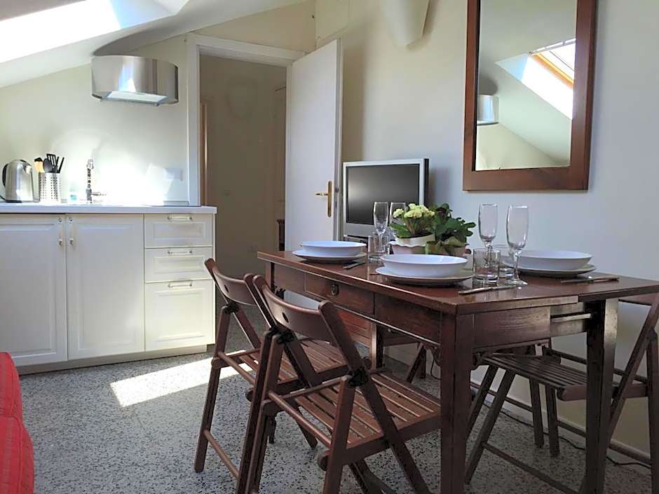 Varenna Garden Apartment