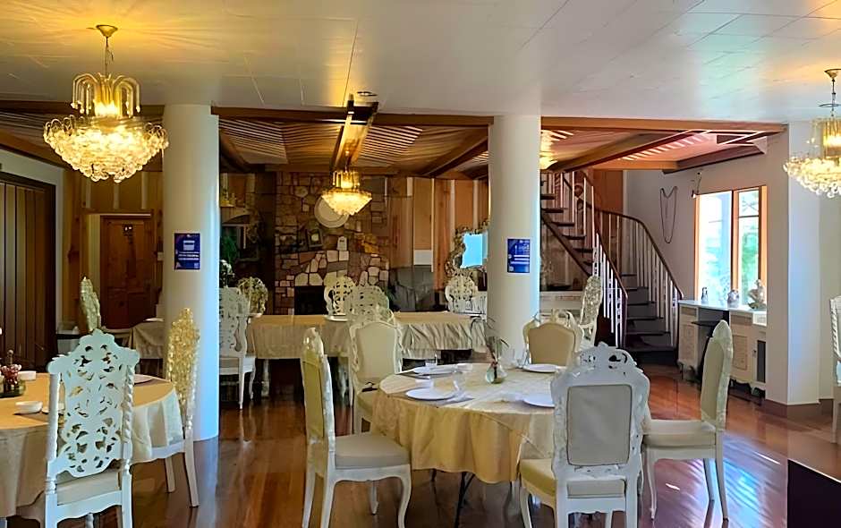 Villa Silvina Hotel and Restaurant