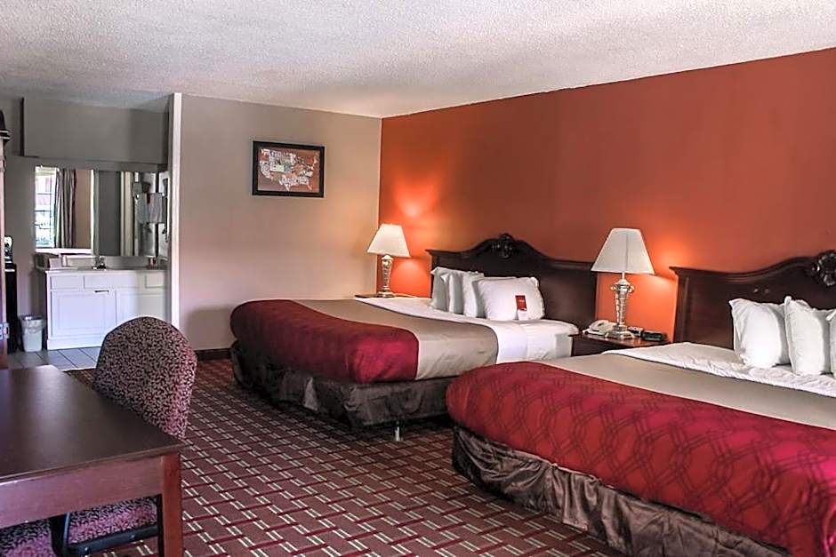 Greeneville Inn And Suites