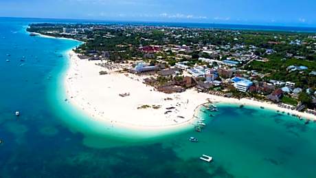 SunSeaBar Beach Resort