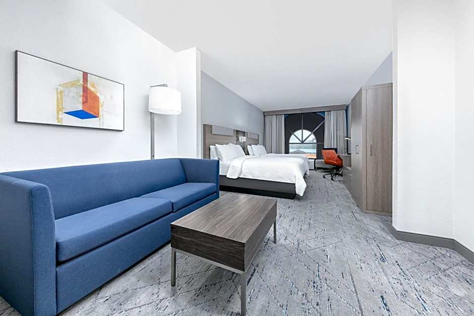 Holiday Inn Express Hotel & Suites Winnie By IHG