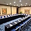 Hilton Palm Beach Airport