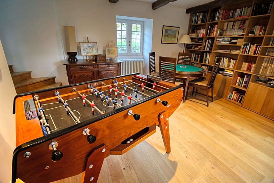 KERBELEG, ferme-manoir du XVè siècle, chambres grand confort