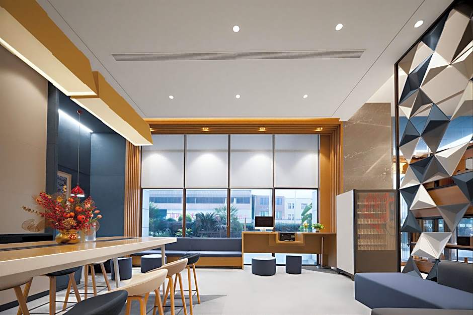 Holiday Inn Express Pengzhou Downtown By IHG