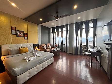 Double Room with Mountain View