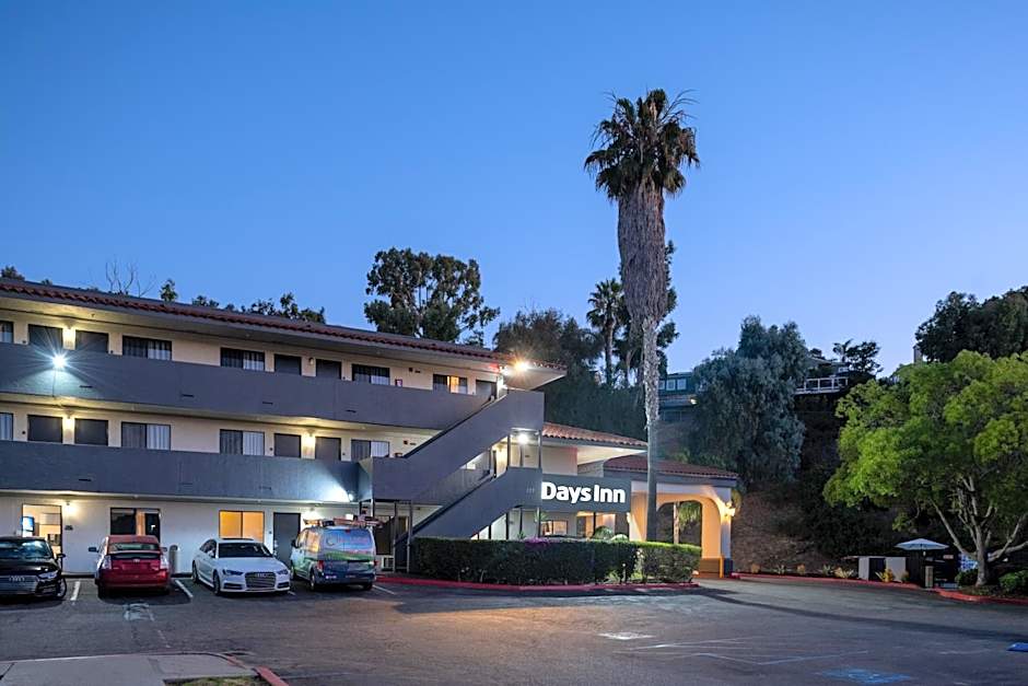 Days Inn by Wyndham Encinitas Moonlight Beach