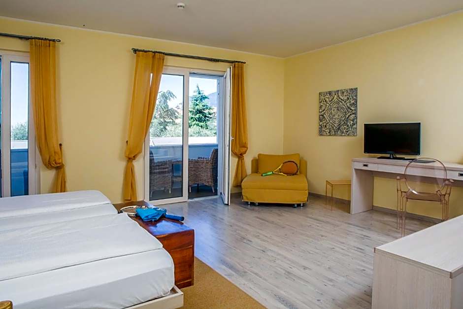 Club Hotel Olivi - Tennis Center