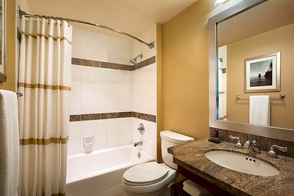 Vancouver Marriott Pinnacle Downtown Hotel