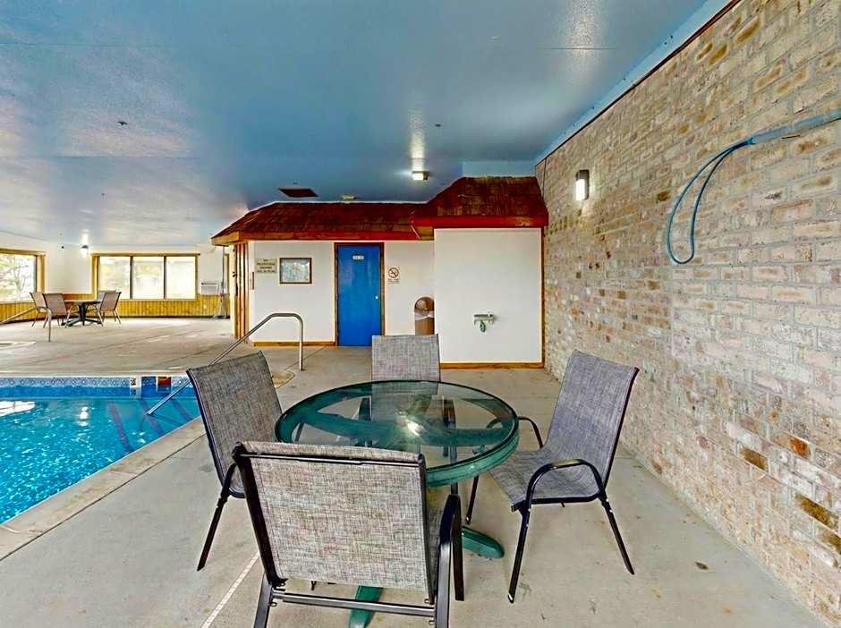 Oscoda Lakeside Hotel