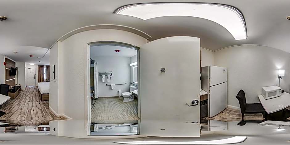 MainStay Suites Knoxville - Cedar Bluff