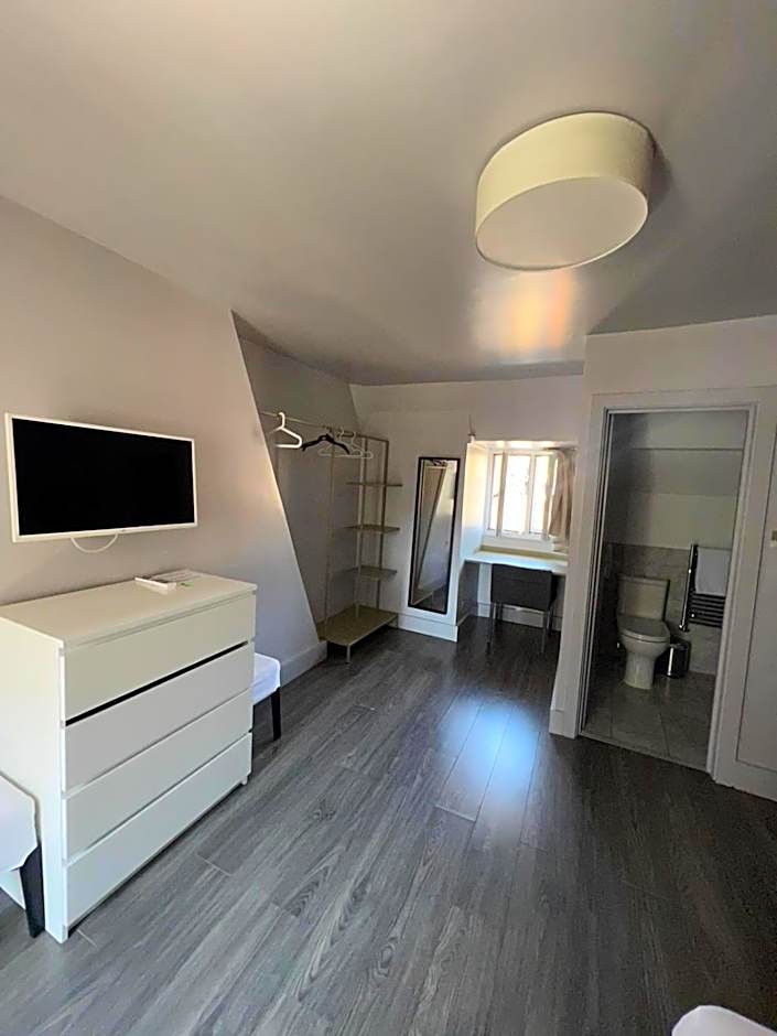 Petticoat Accommodations