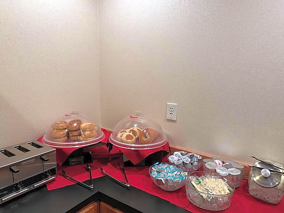 Peppermill Empress Inn