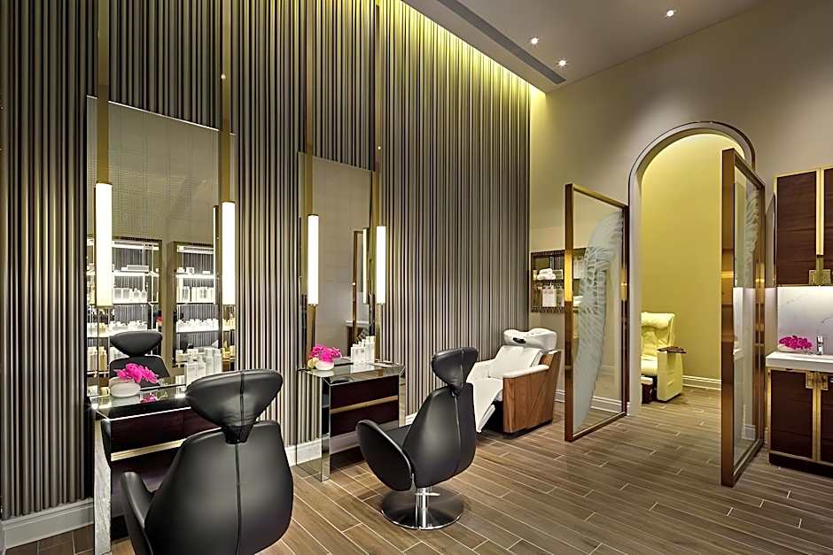 The Parisian Macao