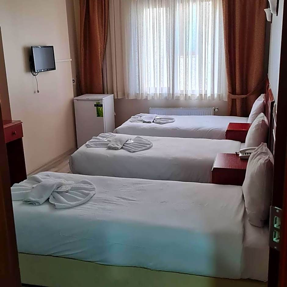 EMOS HOTEL