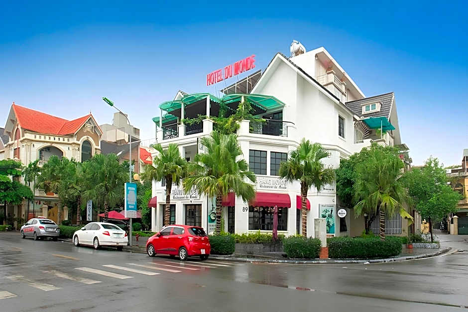Hotel du Monde