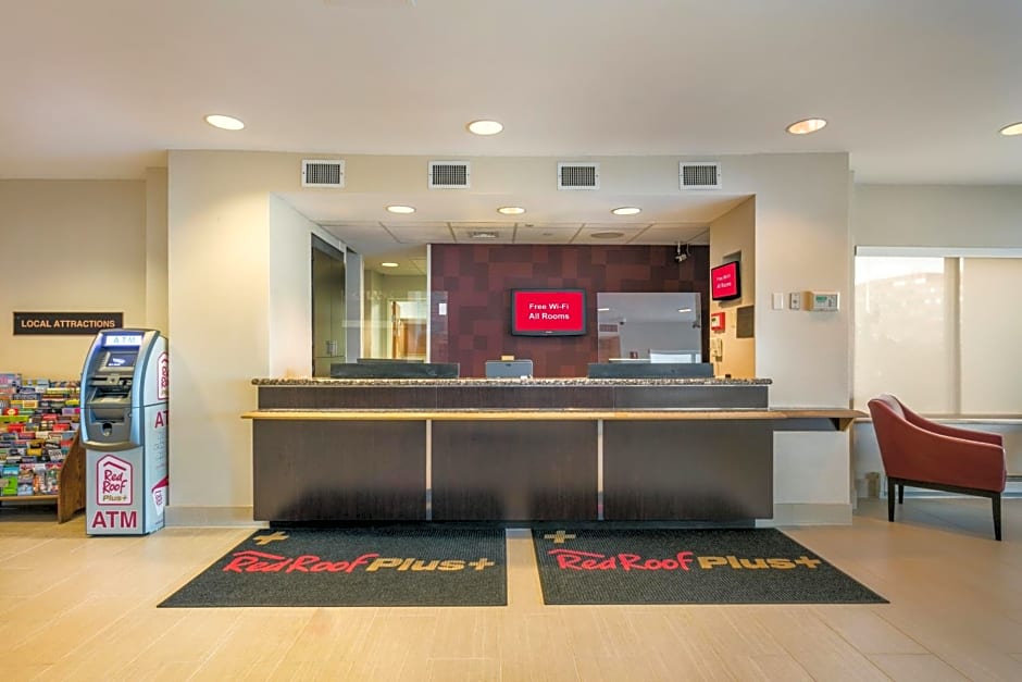 Red Roof Inn PLUS+ Boston - Logan