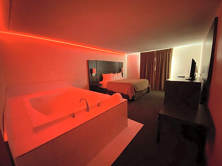 Chicago Club Inn & Suites