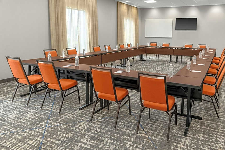 Fairfield Inn & Suites by Marriott Calhoun