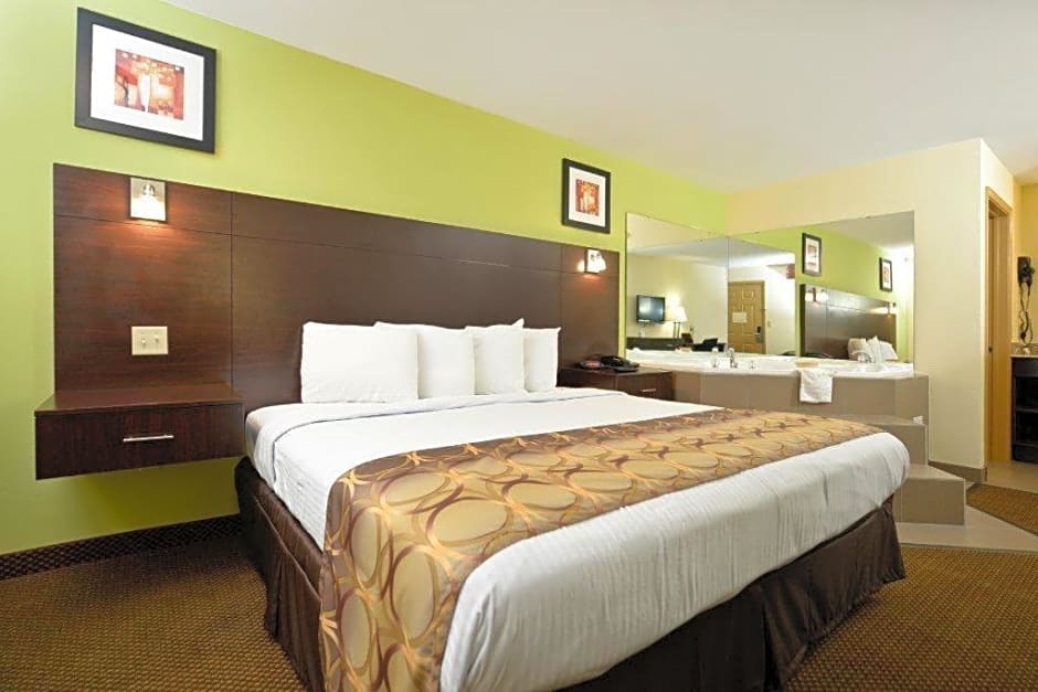 Americas Best Value Inn & Suites Lake Charles at I-210 Exit 11