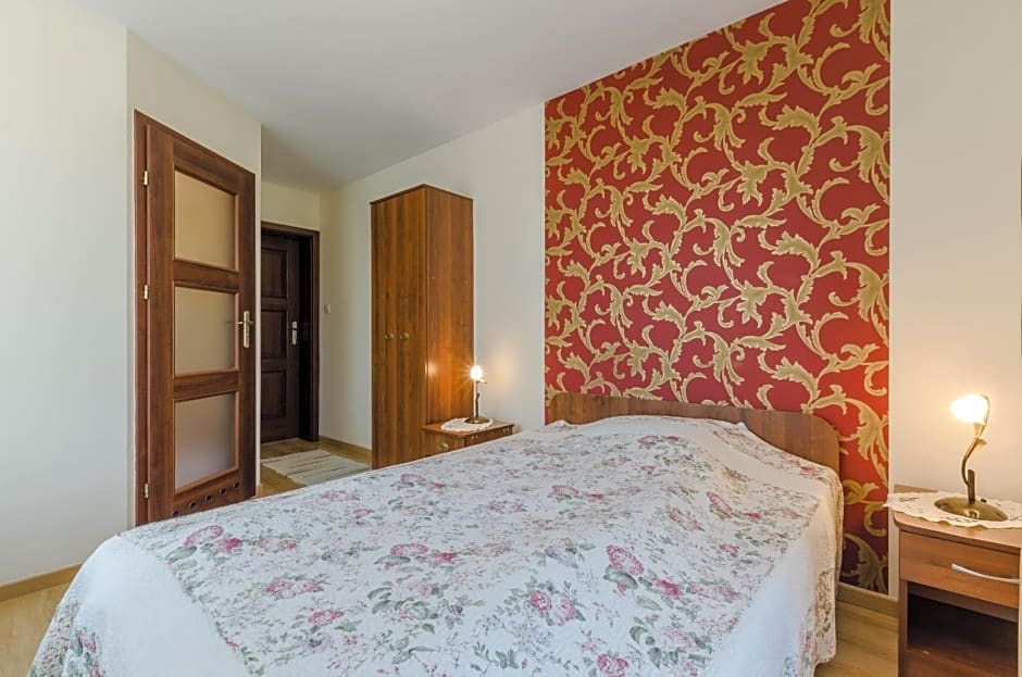 Willa Mycyny oraz domki