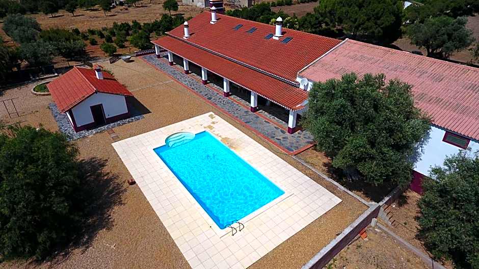 Monte da Floresta B&B