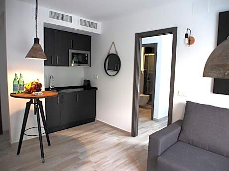 Deluxe Family Suite