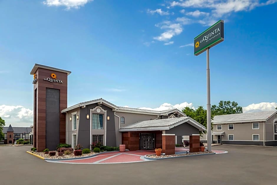 La Quinta Inn by Wyndham Omaha West
