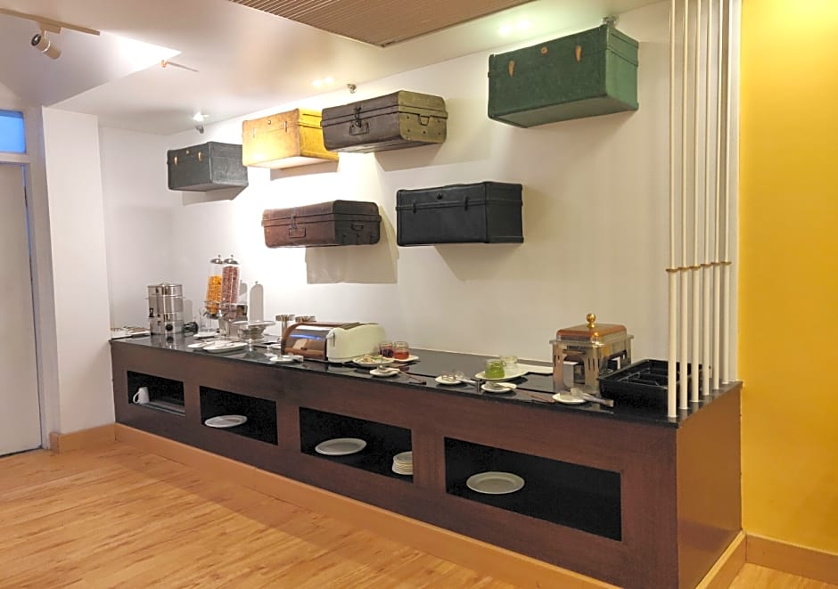 Bloom Boutique I GK1