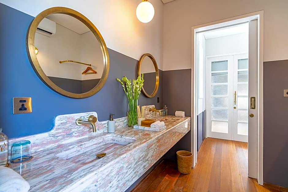 Ulu Cliffhouse - Adults Only