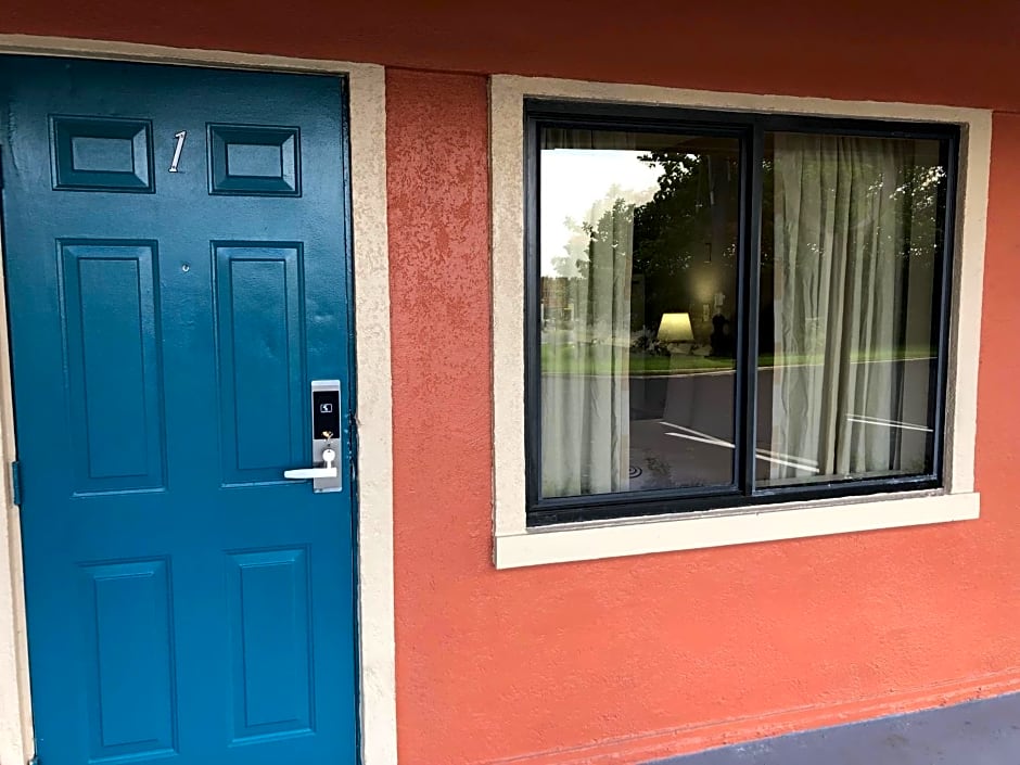 Ocala Cove Motel