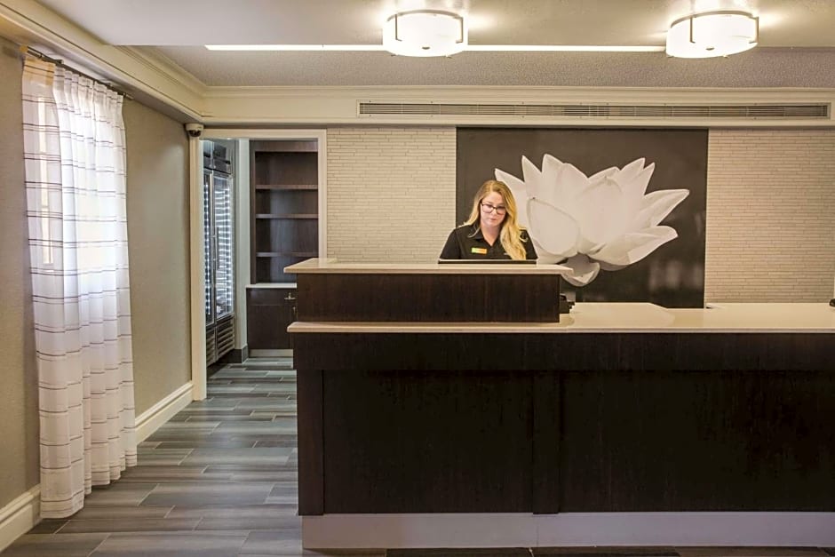 La Quinta Inn & Suites by Wyndham Ventura