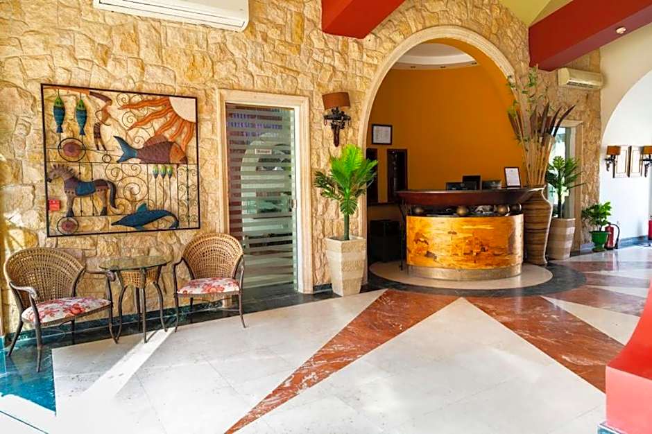 Golden Ocean Marina Hotel