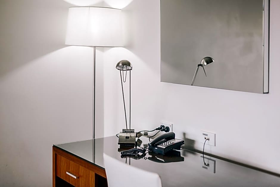 Newcastle Central Plaza Apartment Hotel Official