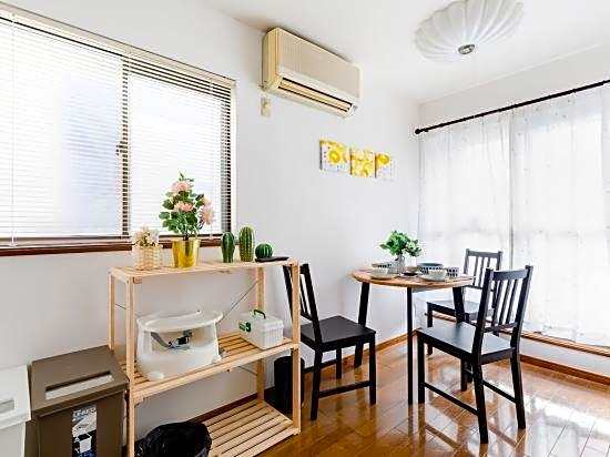 Miyu Tsuruno - 3-minute walk to the Shinshinjuku Station/max 8ppl