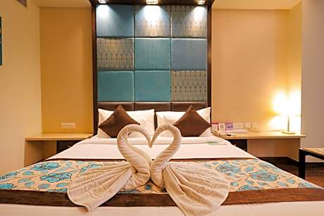 Royal Club Room