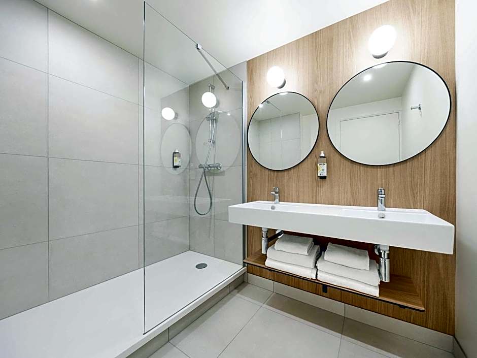 greet Hotel Paris 13 Porte d'Italie