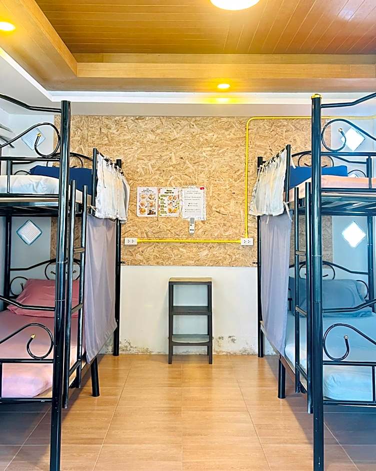 The Dreamcatcher Hostel Nathon SamuiSunset