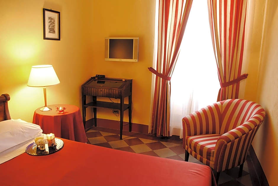 Il Chiostro Del Carmine