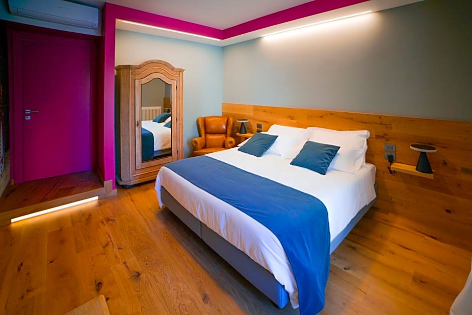 The Lion's Den BnB