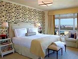 The Carlyle, A Rosewood Hotel