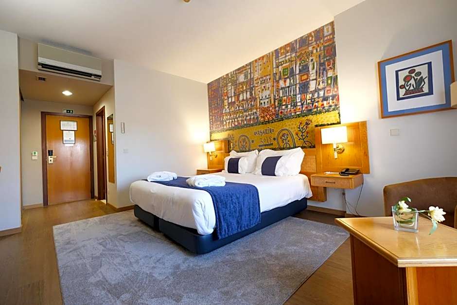 Hotel Rainha D. Amélia, Arts & Leisure