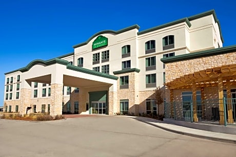 Wingate by Wyndham Seminole