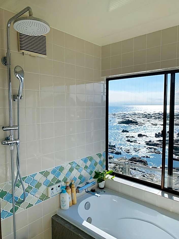 鴨川オーシャンフロントヴィラ