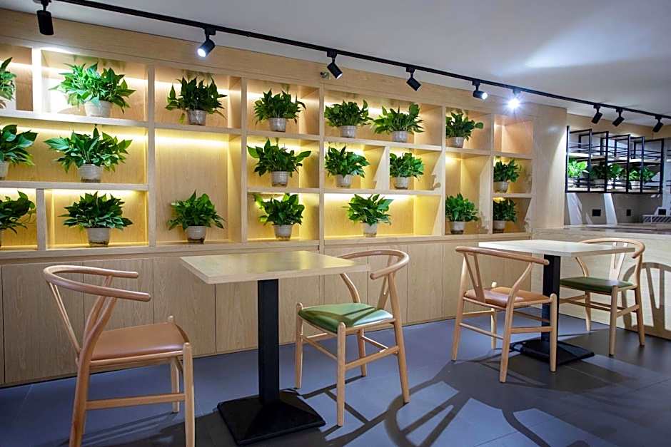 GreenTree Inn Wuxi Zhongqiao Hotel