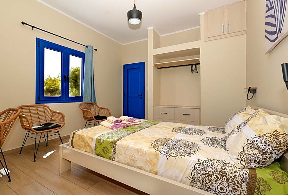 Niko's Beach Suites No1