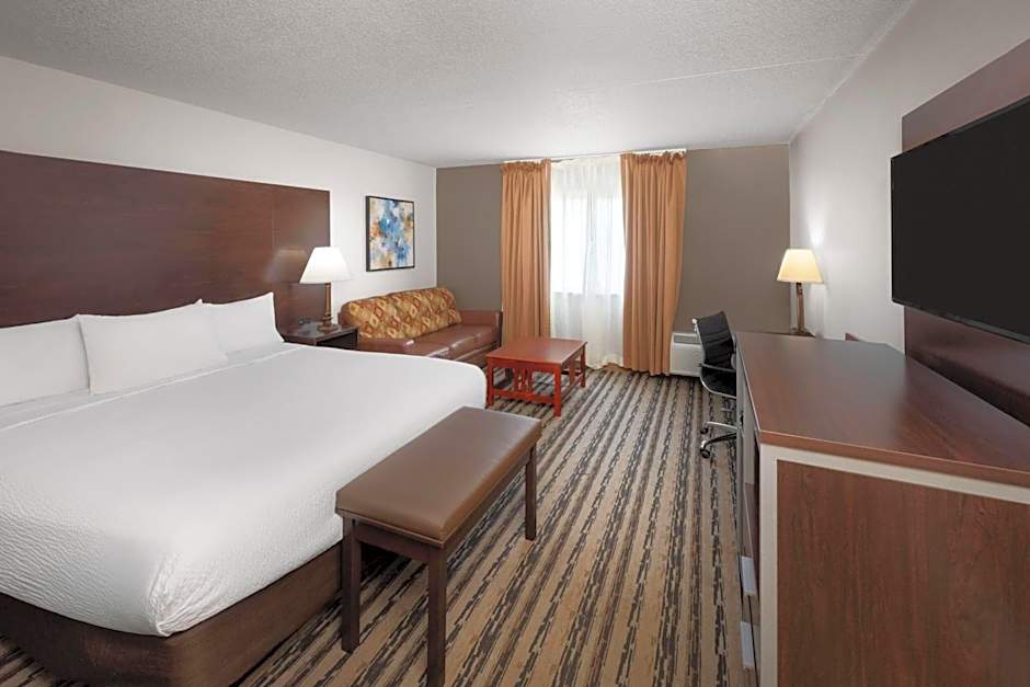 Endeavor Inn & Suites, Trademark Collection by Wyndham